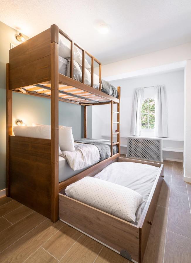 Beautifully Renovated 4 Bedroom Apt + Kid'S Room Сьерра-Невада Экстерьер фото