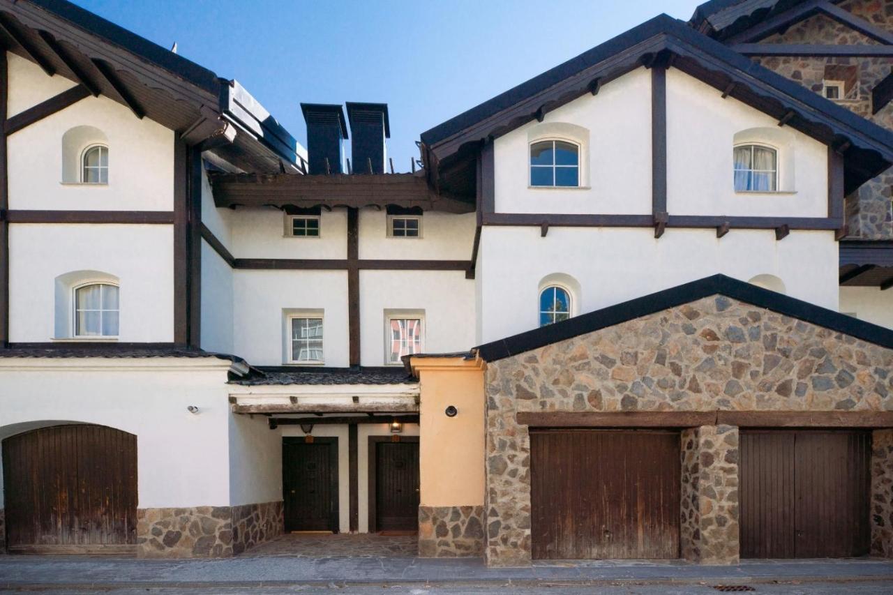 Beautifully Renovated 4 Bedroom Apt + Kid'S Room Сьерра-Невада Экстерьер фото